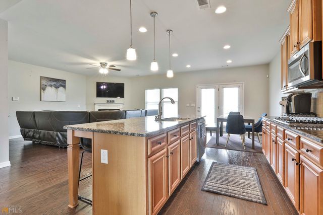 7736 Volion Drive, Fairburn, GA 30213