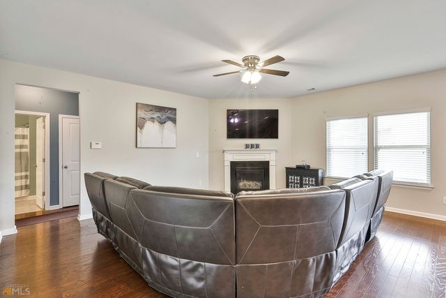 7736 Volion Drive, Fairburn, GA 30213