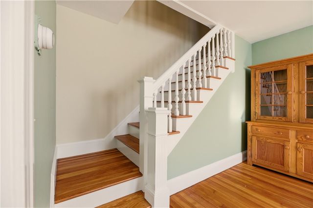 7 Warner Place, Newport, RI 02840