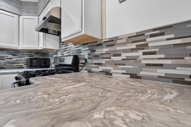1221 Debra Lane, Madison, WI 53704