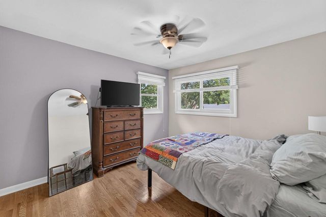 1221 Debra Lane, Madison, WI 53704
