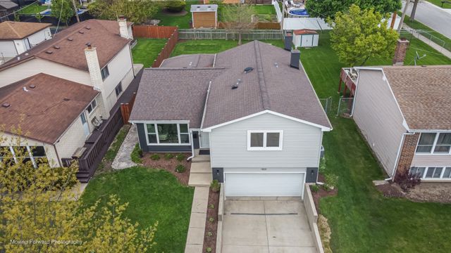 959 S Fern Avenue, Elmhurst, IL 60126
