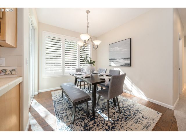 2541 Nw MARSDEN Pl, Portland, OR 97229