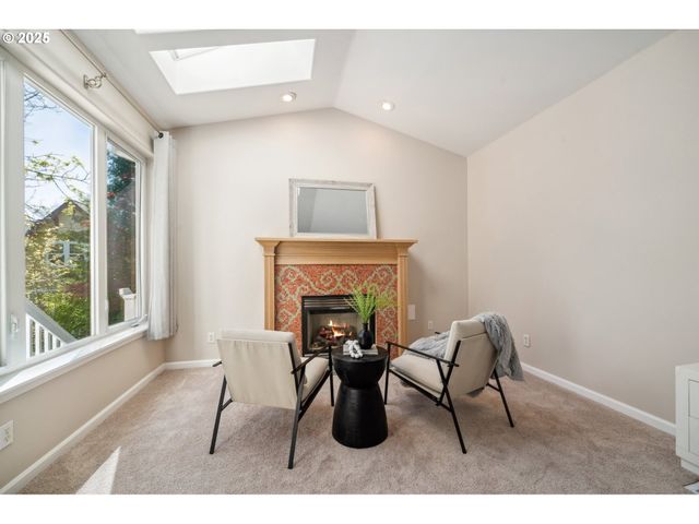 2541 Nw MARSDEN Pl, Portland, OR 97229