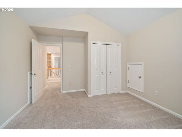 2541 Nw MARSDEN Pl, Portland, OR 97229