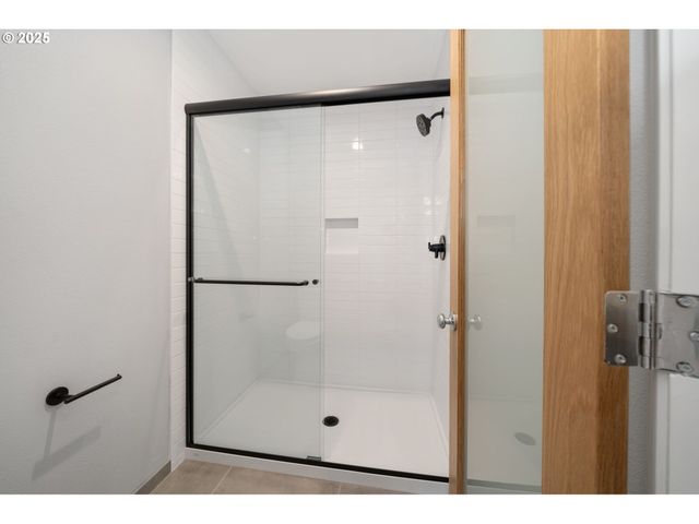 2541 Nw MARSDEN Pl, Portland, OR 97229