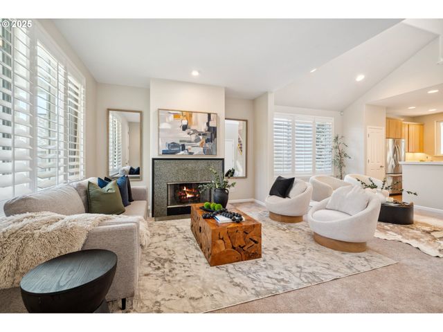 2541 Nw MARSDEN Pl, Portland, OR 97229