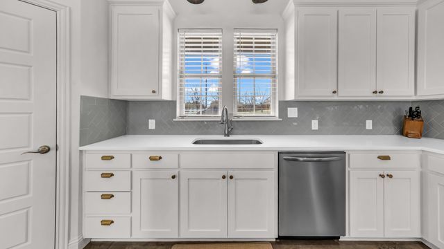 6409 Leppee Way, Fort Worth, TX 76126