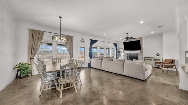 6409 Leppee Way, Fort Worth, TX 76126