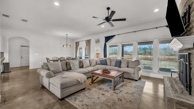 6409 Leppee Way, Fort Worth, TX 76126