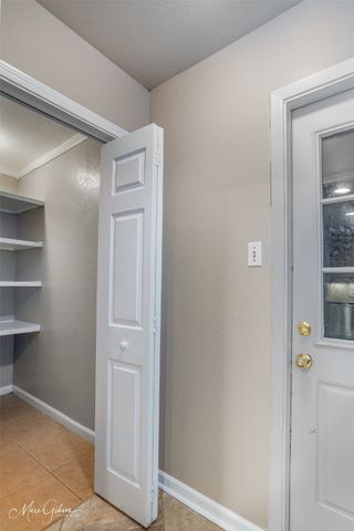 304 Walnut Circle, Bossier City, LA 71111