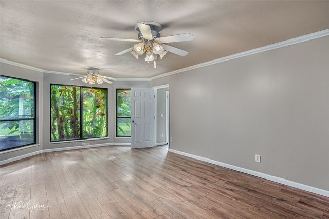 304 Walnut Circle, Bossier City, LA 71111