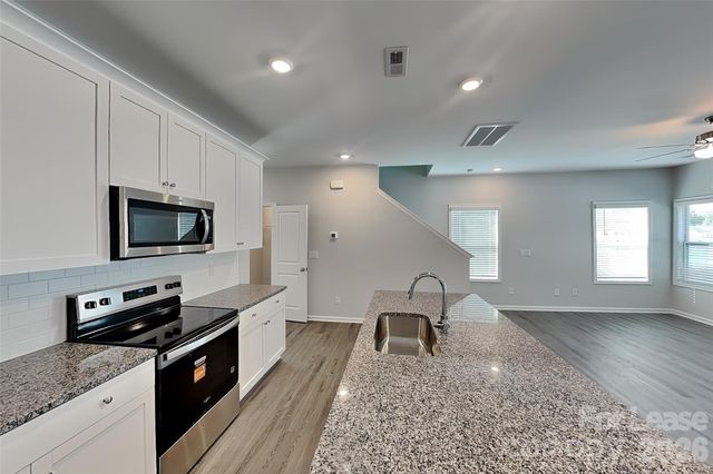 6013 Dutton Drive, Charlotte, NC 28202