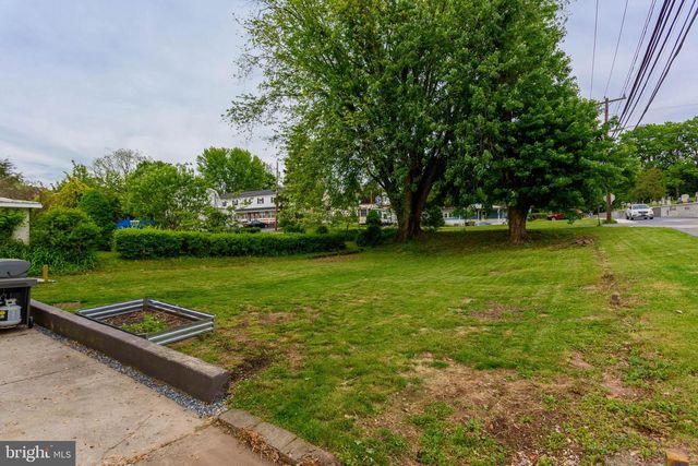 41 S 3RD STREET, Halifax, PA 17032