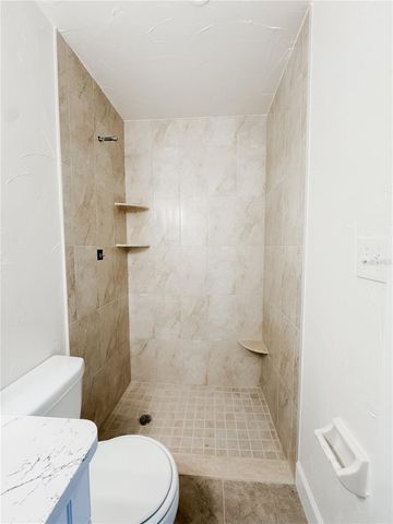 914 W FAITH CIRCLE, Bradenton, FL 34212