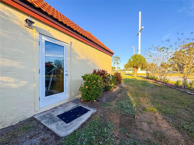 914 W FAITH CIRCLE, Bradenton, FL 34212