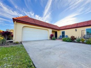 914 W FAITH CIRCLE, Bradenton, FL 34212