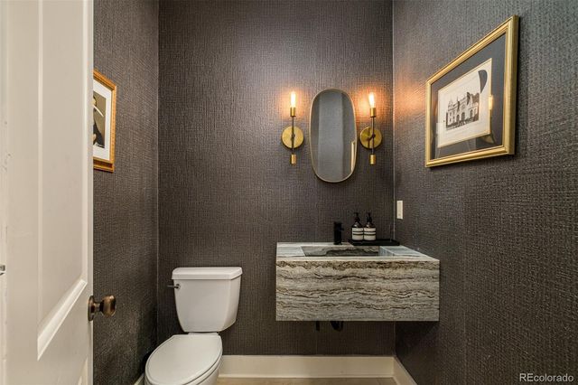 3050 S Bellaire Street, Denver, CO 80222