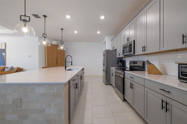 4507 HILLINGDAM ROAD, Davenport, FL 33837