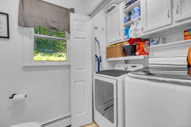 184 Sugar Street, Newtown, CT 06470