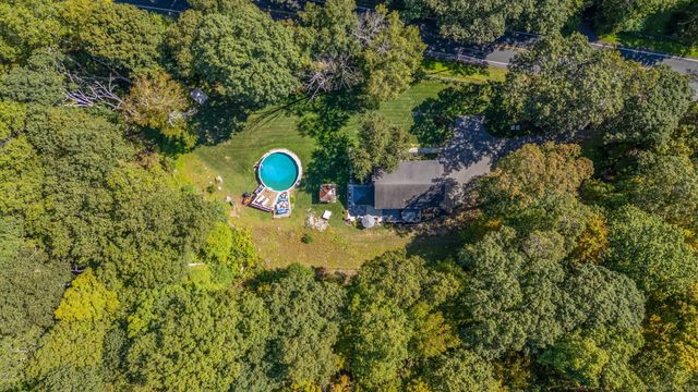 184 Sugar Street, Newtown, CT 06470