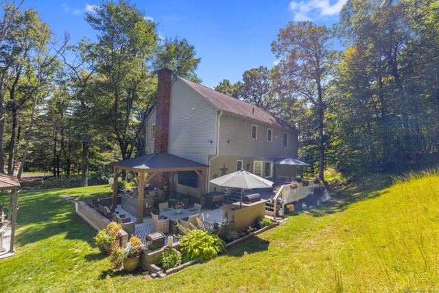184 Sugar Street, Newtown, CT 06470