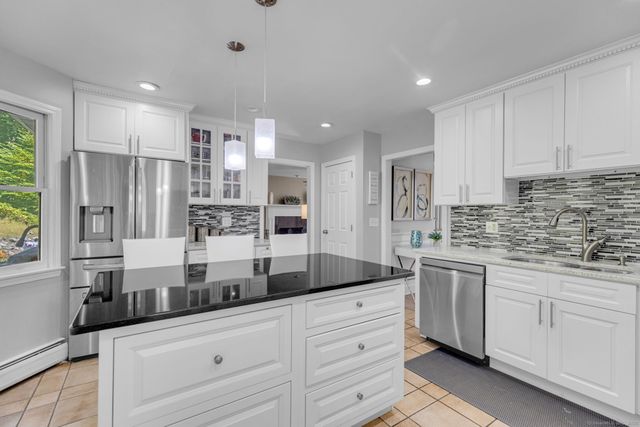 184 Sugar Street, Newtown, CT 06470