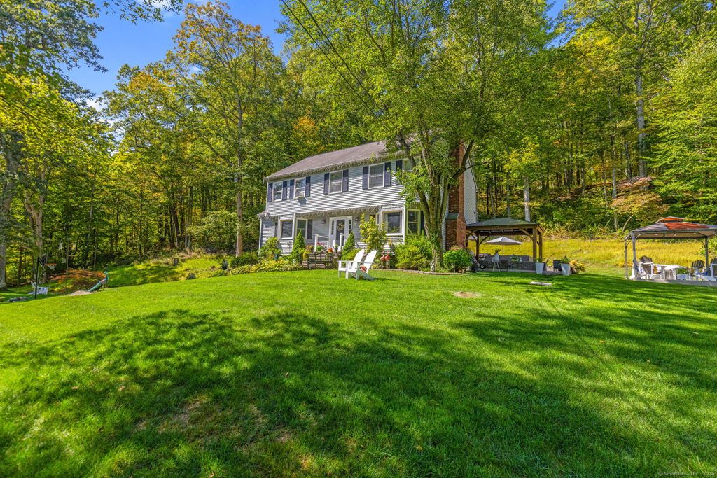 184 Sugar Street, Newtown, CT 06470