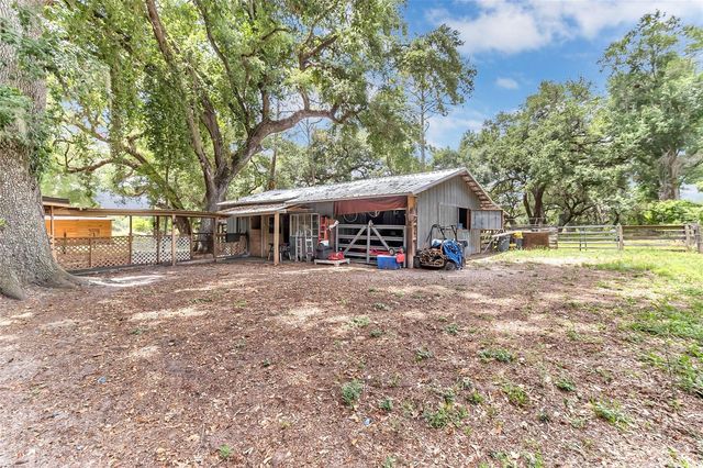 5012 WC 476, Bushnell, FL 33513