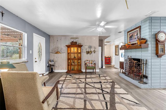 5012 WC 476, Bushnell, FL 33513