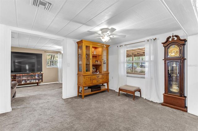5012 WC 476, Bushnell, FL 33513