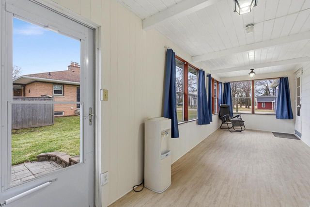 28 N Spencer STREET, Elkhorn, WI 53121