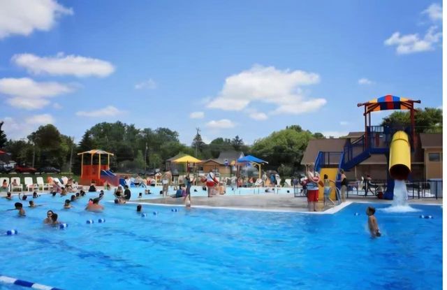 28 N Spencer STREET, Elkhorn, WI 53121