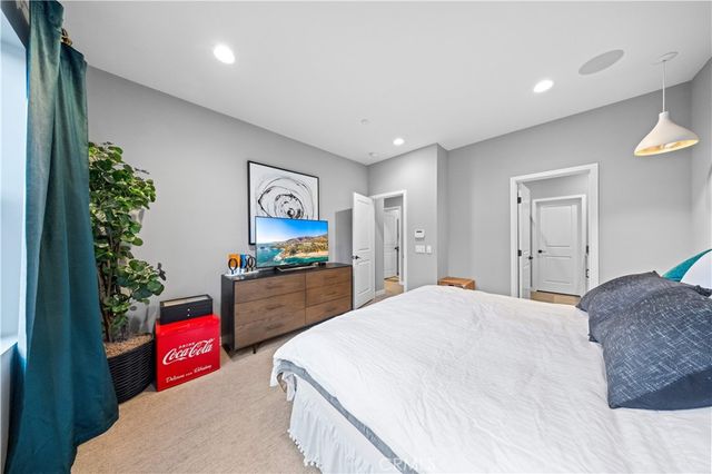 207 Winterbrook, Lake Forest, CA 92610