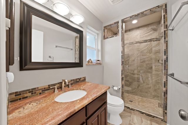 1600 Delaford Drive, Carrollton, TX 75007