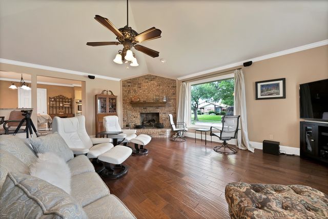 1600 Delaford Drive, Carrollton, TX 75007