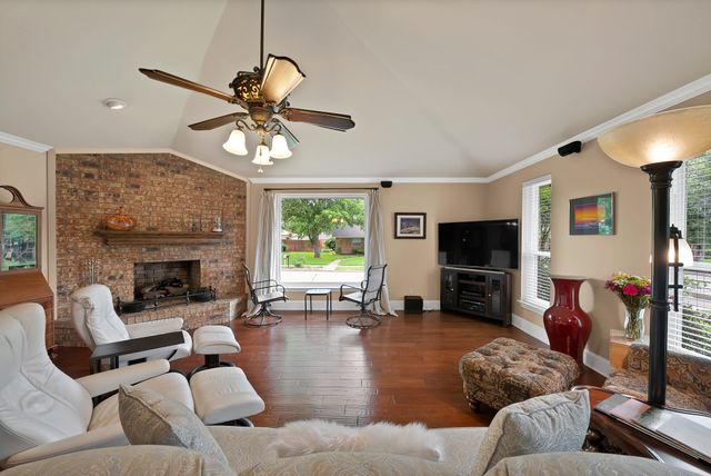 1600 Delaford Drive, Carrollton, TX 75007