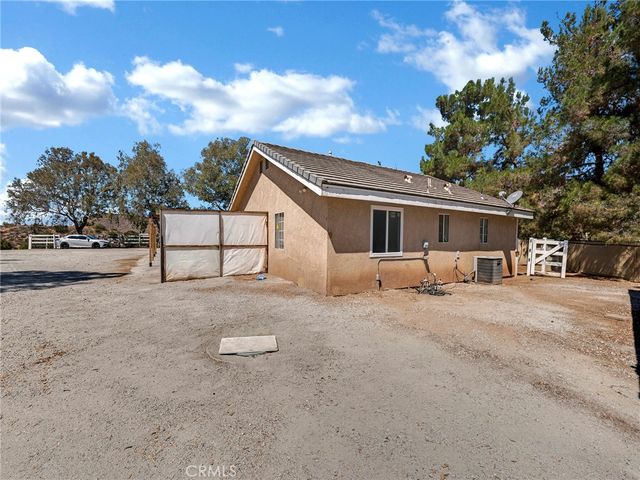 33320 Kingbird Way, Acton, CA 93510