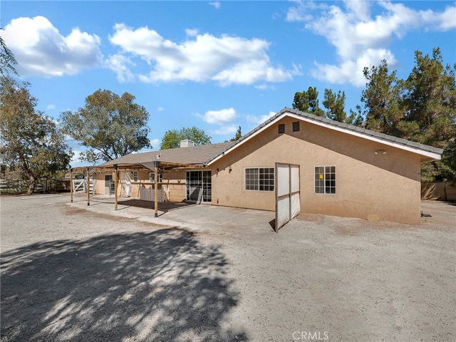 33320 Kingbird Way, Acton, CA 93510