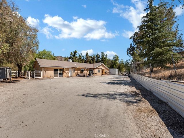 33320 Kingbird Way, Acton, CA 93510