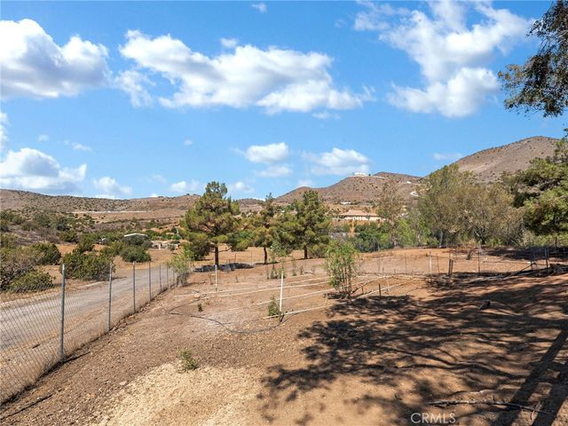 33320 Kingbird Way, Acton, CA 93510