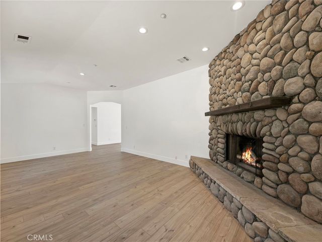 33320 Kingbird Way, Acton, CA 93510