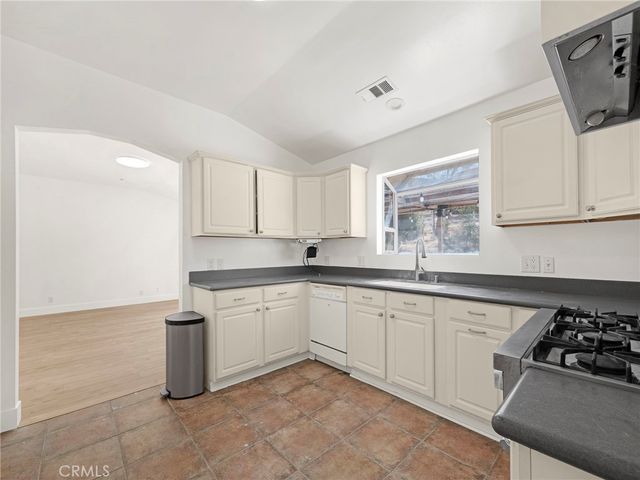 33320 Kingbird Way, Acton, CA 93510