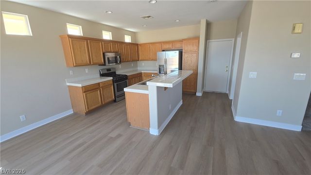 6940 Caspian Tern Street, North Las Vegas, NV 89084