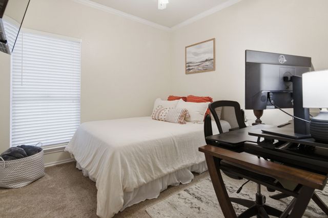 5913 Ozark Drive, Fort Worth, TX 76131