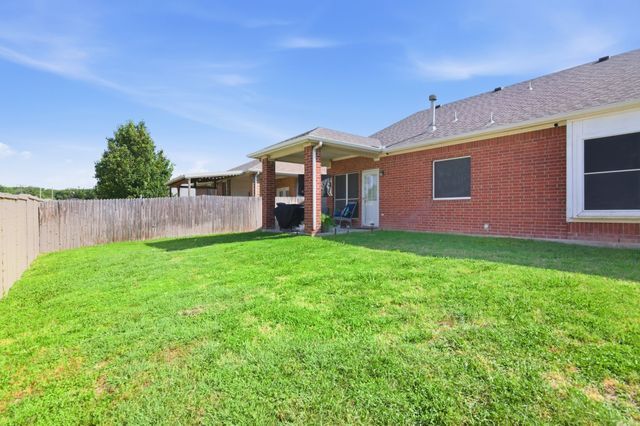 5913 Ozark Drive, Fort Worth, TX 76131