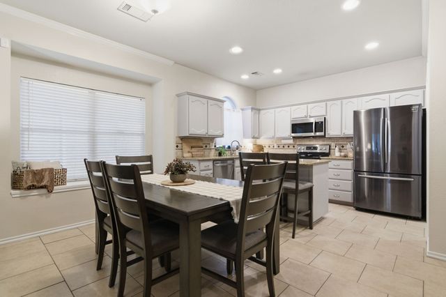 5913 Ozark Drive, Fort Worth, TX 76131