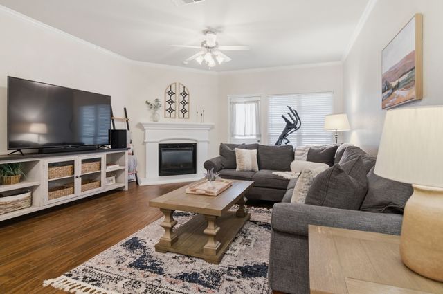 5913 Ozark Drive, Fort Worth, TX 76131