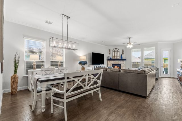 5305 Brazos Lane, Denton, TX 76226