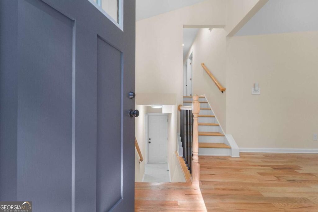 3253 Cedar Bluff Drive NE, Marietta, GA 30062 — photo 5
